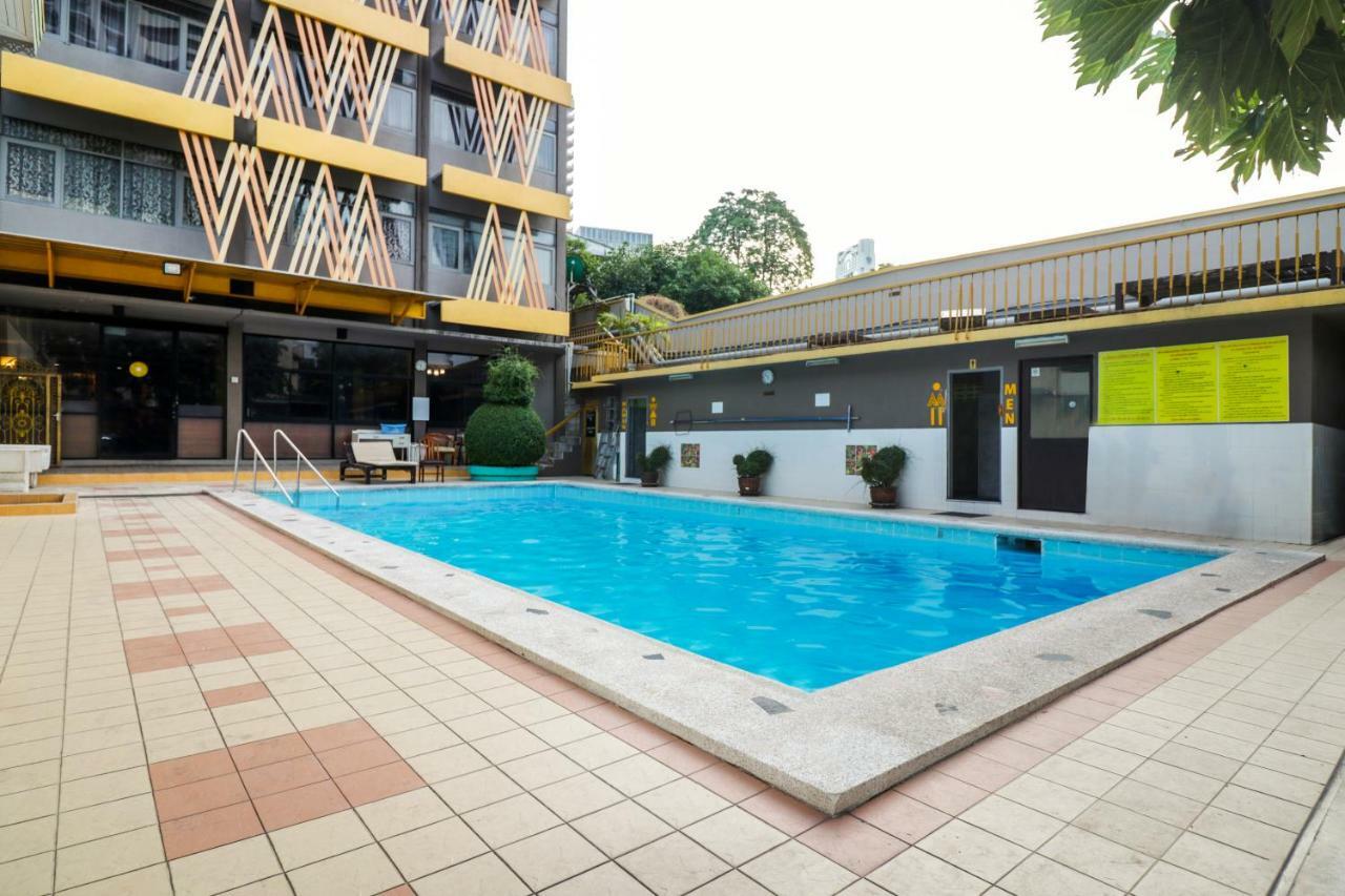 Malaysia Hotel Bangkok Exterior photo